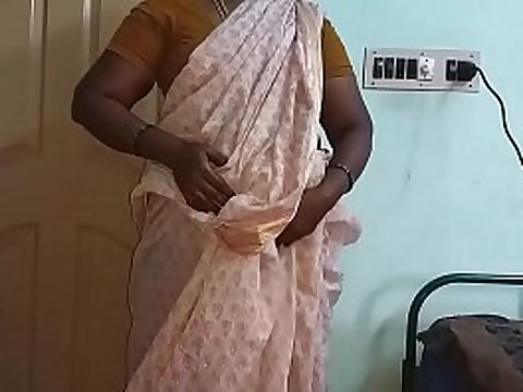 Indian Super-Steamy Mallu Aunty Naked