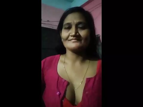 Indian Desi Bhabhi Hook-up with a