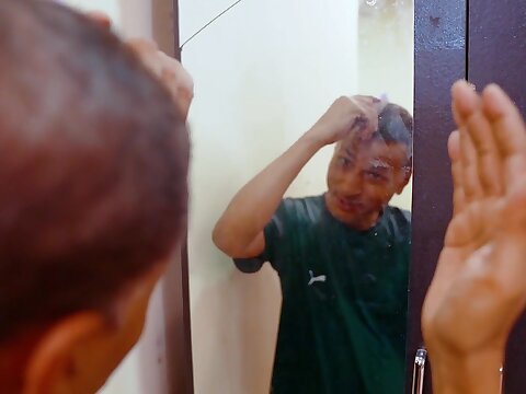 Desi bhabhi desperate for the gonzo